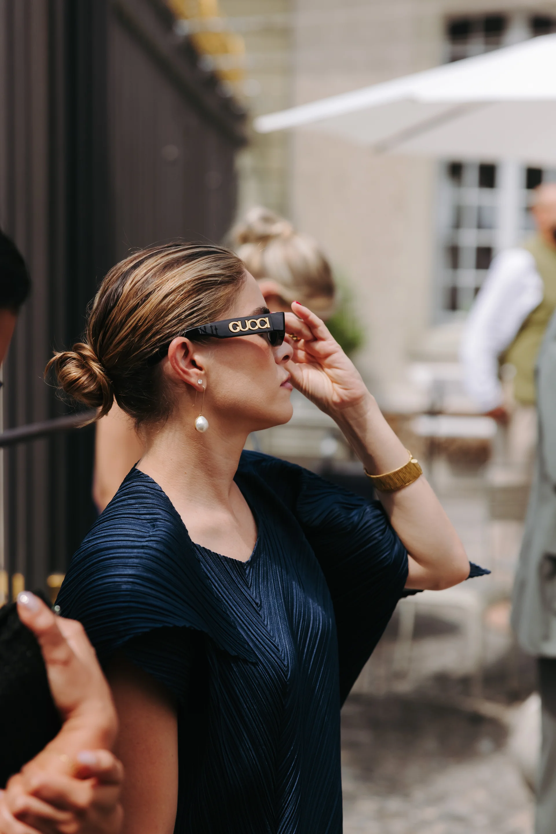 Künstlerisches Brautportrait in Schwarz-Weiss - Fine Art Hochzeitsfotograf Zürich