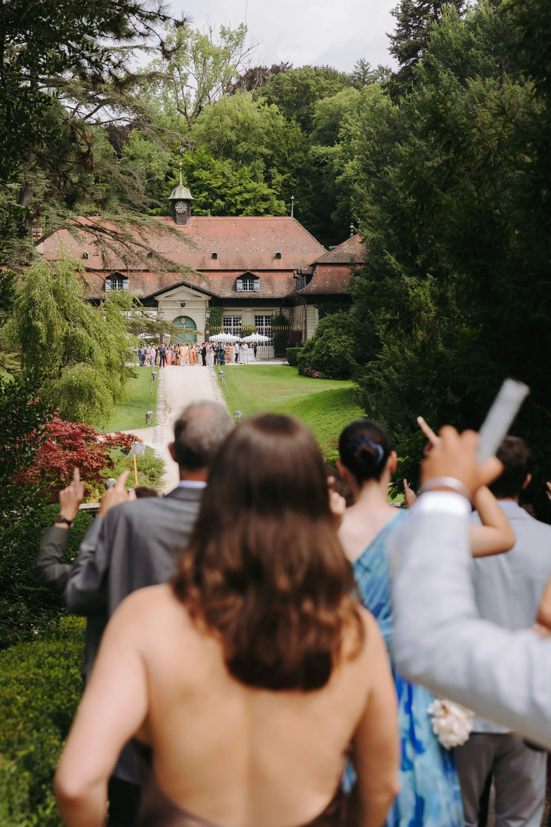 Cineastisches Hochzeitsfoto im Editorial-Stil - Luxus Hochzeitsfotograf Schweiz Patrice Keller